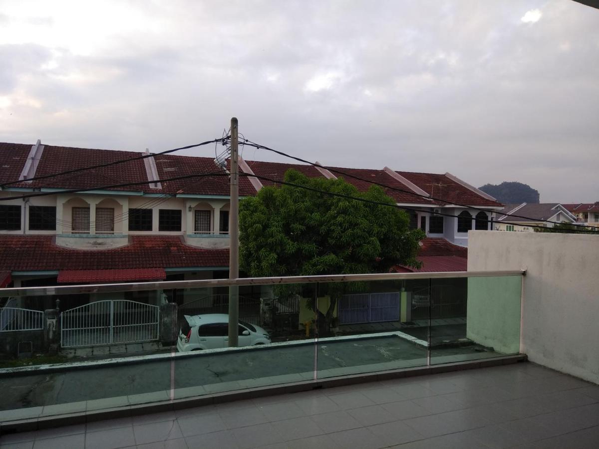 Homestay Fong's Simpang Pulai *