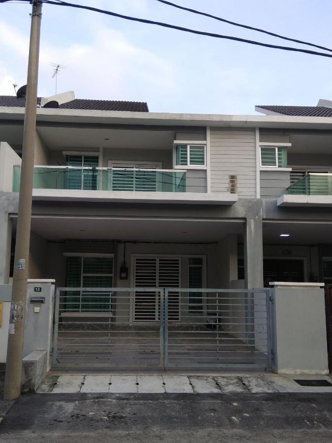 Fong's Simpang Pulai Homestay